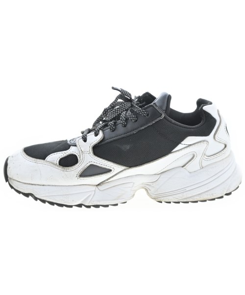 adidas（アディダス）スニーカー 黒 サイズ:23.5cm レディース/2200716330042