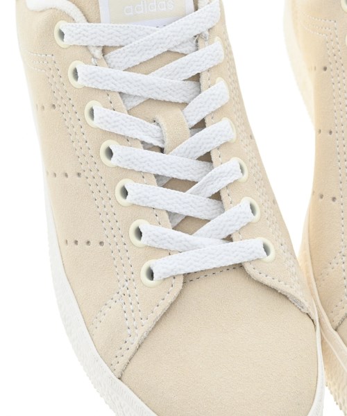 adidas（アディダス）スニーカー ベージュ サイズ:23.5cm レディース/2200714118055