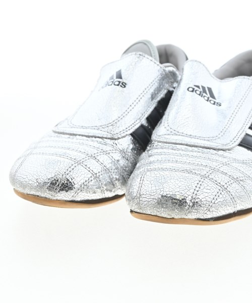 adidas（アディダス）スニーカー シルバー サイズ:25cm レディース/2200719255045