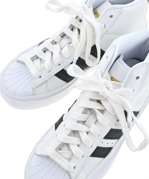 adidas（アディダス）スニーカー 白 サイズ:23.5cm レディース/2200645866049