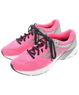 adidas スニーカー