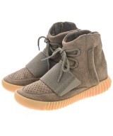 adidas スニーカー