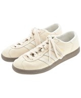 adidas スニーカー