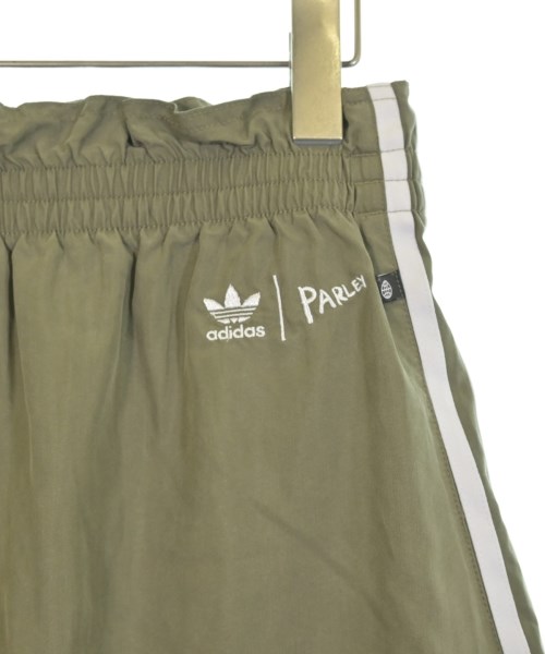 adidas（アディダス）ひざ丈スカート カーキ サイズ:S レディース/2200653116044