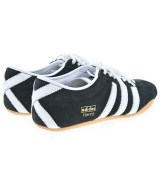 adidas（アディダス）スニーカー 黒 サイズ:24cm レディース/2200703041050