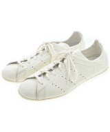 adidas スニーカー