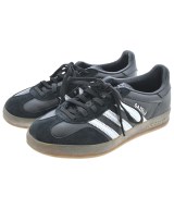 adidas（アディダス）スニーカー 黒 サイズ:23cm レディース/2200703240101