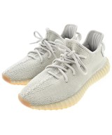 adidas スニーカー
