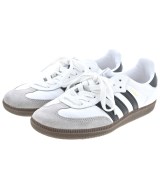 adidas スニーカー