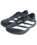adidas スニーカー