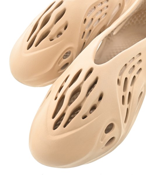 adidas（アディダス）その他 ベージュ サイズ:UK10(28.5cm位) メンズ/2200665170089