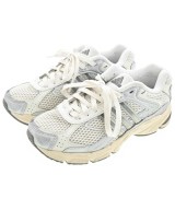 adidas（アディダス）スニーカー 白 サイズ:23.5cm レディース/2200663183043