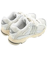 adidas（アディダス）スニーカー 白 サイズ:23.5cm レディース/2200663183043