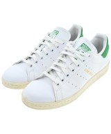 adidas スニーカー