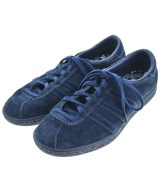 adidas スニーカー