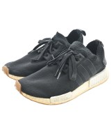 adidas スニーカー