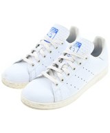 adidas スニーカー