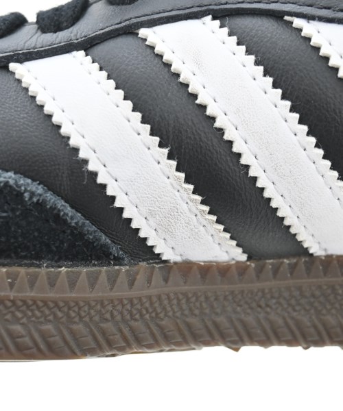 adidas（アディダス）スニーカー 黒 サイズ:24cm レディース/2200667936089