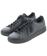 adidas スニーカー