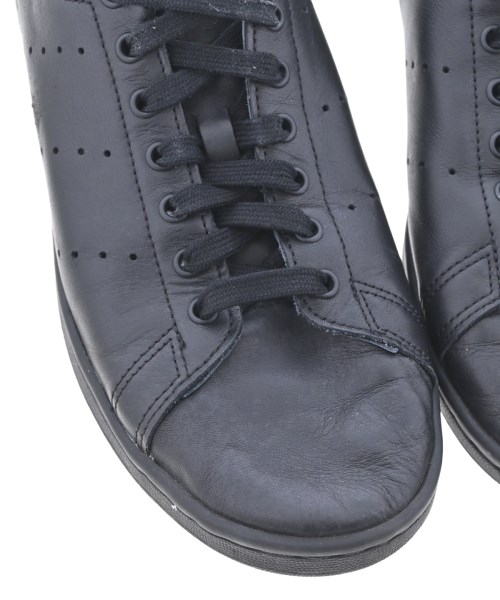 adidas（アディダス）スニーカー 黒 サイズ:27cm メンズ/2200733273025