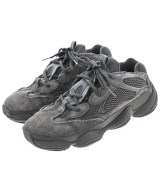 adidas スニーカー