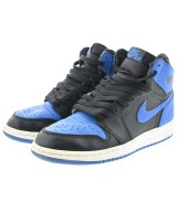 NIKE スニーカー