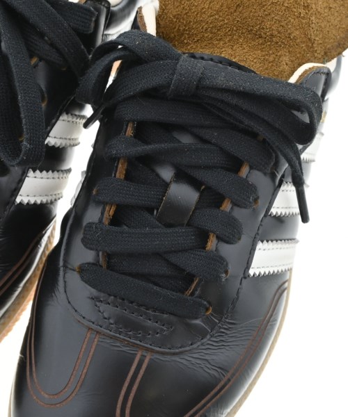 adidas（アディダス）スニーカー 黒 サイズ:23.5cm レディース/2200720002010