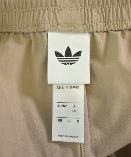 adidas（アディダス）その他 ベージュ サイズ:2XL(XXL位) レディース/2200721425061