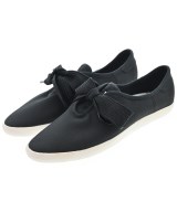 adidas スニーカー