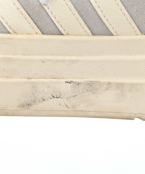 adidas（アディダス）スニーカー グレー サイズ:22.5cm レディース/2200721352015