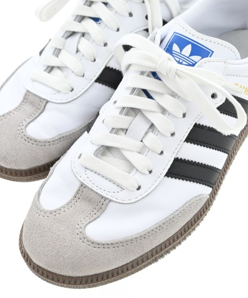 adidas（アディダス）スニーカー 白 サイズ:25cm レディース/2200726744136