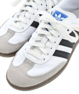 adidas（アディダス）スニーカー 白 サイズ:25cm レディース/2200726744136