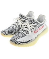 adidas スニーカー