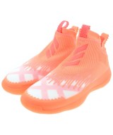 adidas スニーカー