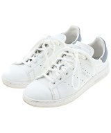 adidas スニーカー