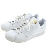 adidas スニーカー