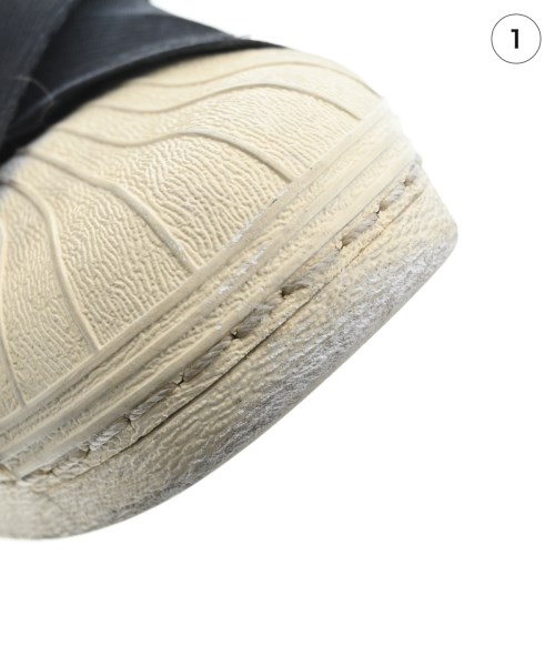 adidas（アディダス）スニーカー 黒 サイズ:22.5cm レディース/2200682266048