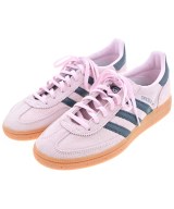 adidas スニーカー