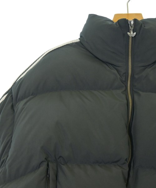 AVAVAV（アヴァヴァヴ）その他 黒 サイズ:3XL レディース/2200689025037