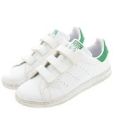 adidas スニーカー