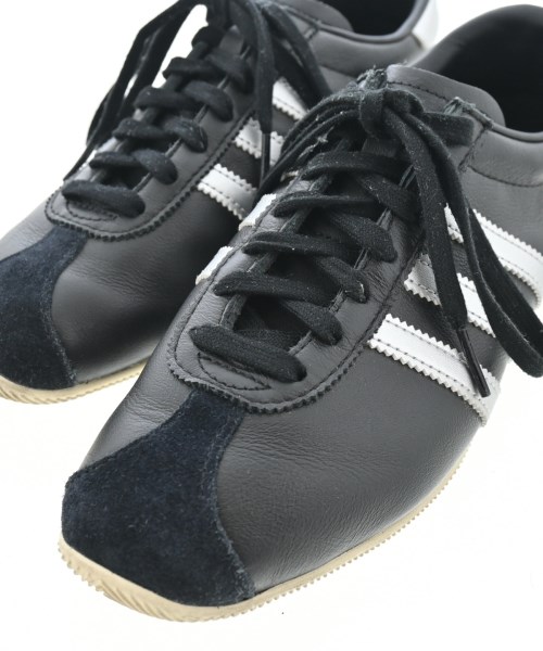 adidas（アディダス）スニーカー 黒 サイズ:23.5cm レディース/2200686020059