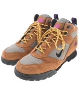 NIKE ACG スニーカー