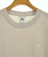 NIKE ACG（ナイキ　エーシージー）Tシャツ・カットソー ベージュ サイズ:M レディース/2200714834023