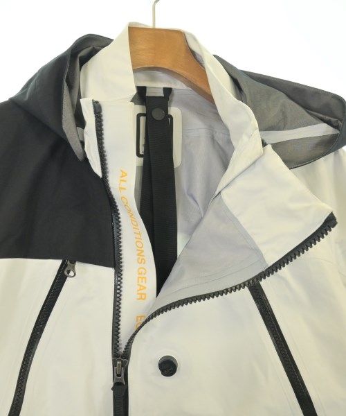 NIKE ACG（ナイキ　エーシージー）マウンテンパーカー 白 サイズ:-(XL位) メンズ/2200715086582