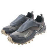 NIKE ACG スニーカー