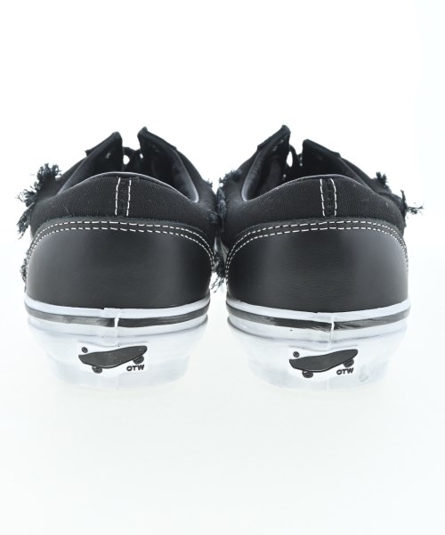 VANS（ヴァンズ）スニーカー 黒 サイズ:28cm メンズ/2200643556041