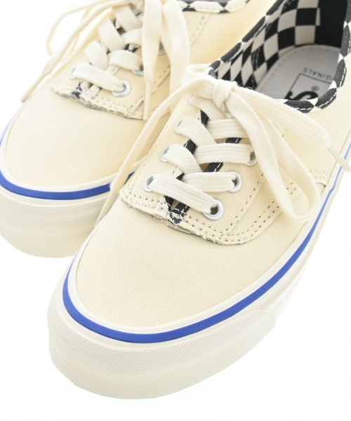VANS（ヴァンズ）スニーカー 白 サイズ:22.5cm レディース/2200627744143