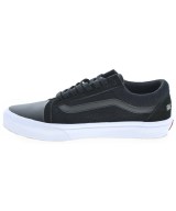 VANS（ヴァンズ）スニーカー 黒 サイズ:24.5cm メンズ/2200658092015