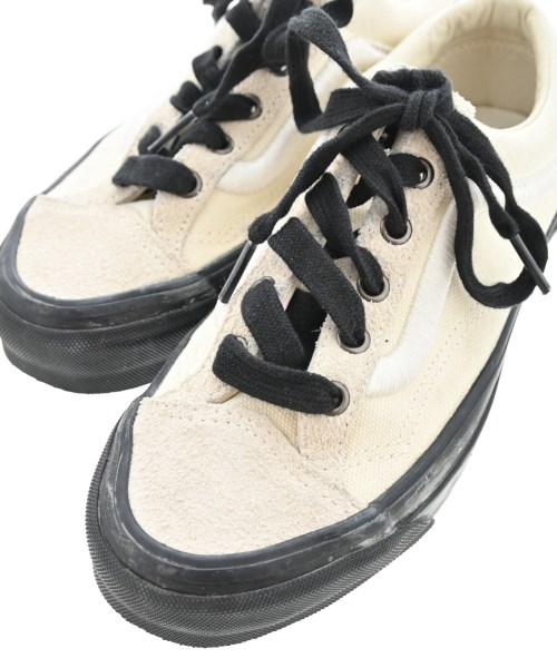 VANS（ヴァンズ）スニーカー 白 サイズ:23.5cm レディース/2200722120088