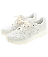 asics スニーカー